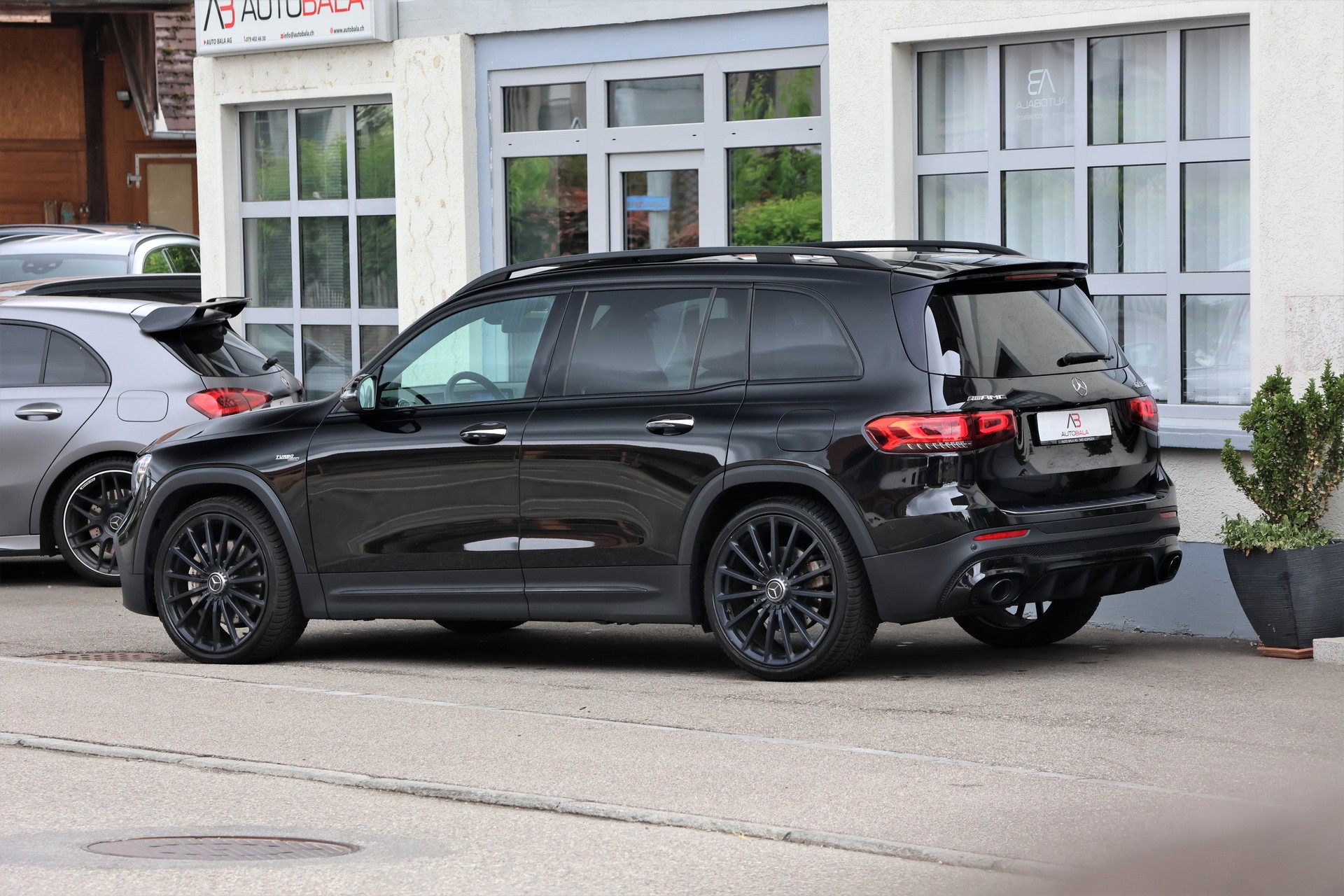 MERCEDES-BENZ GLB 35 AMG 4 MATIC 8G-Tronic (CH) 7 Plätzer-image-4