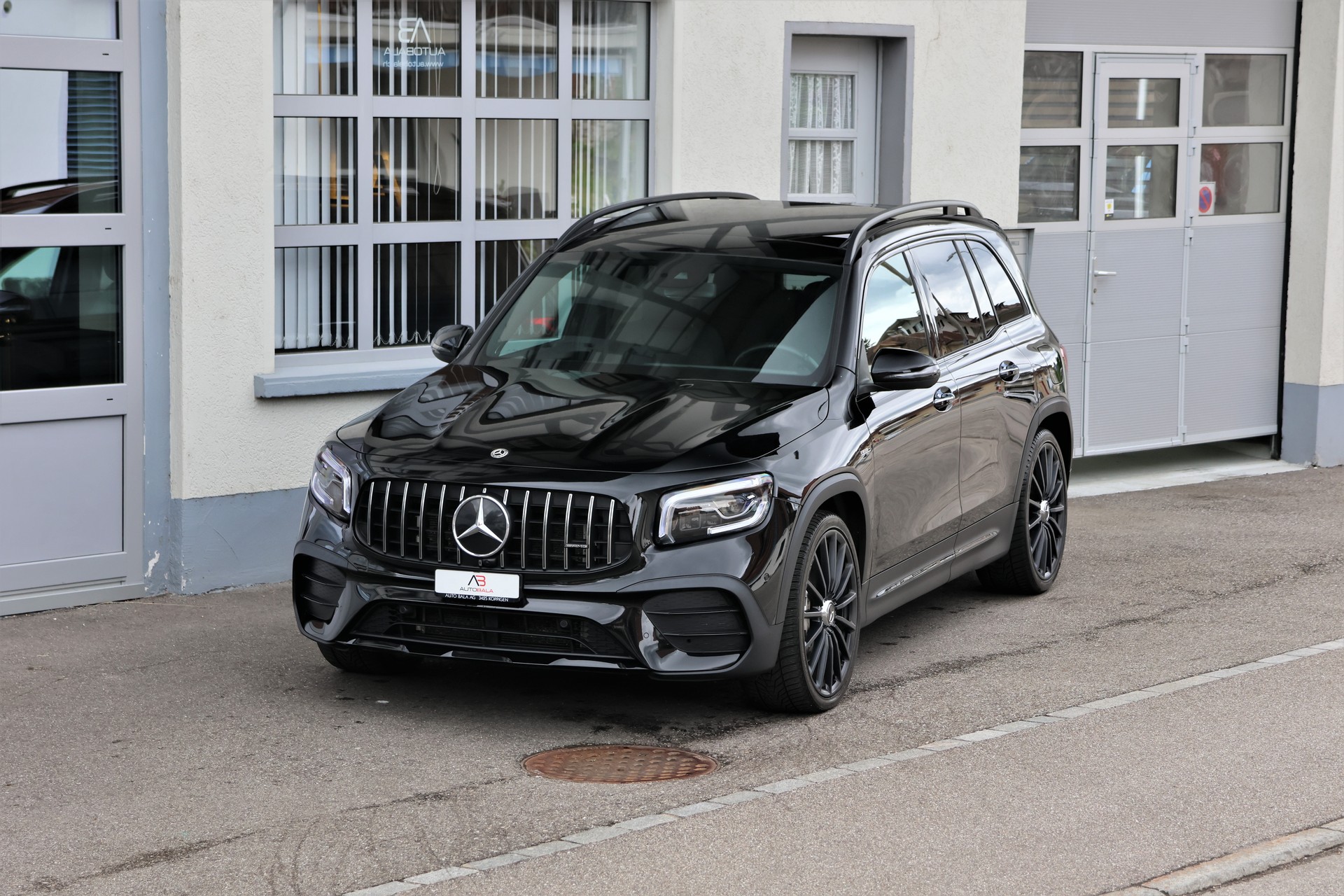 MERCEDES-BENZ GLB 35 AMG 4 MATIC 8G-Tronic (CH) 7 Plätzer