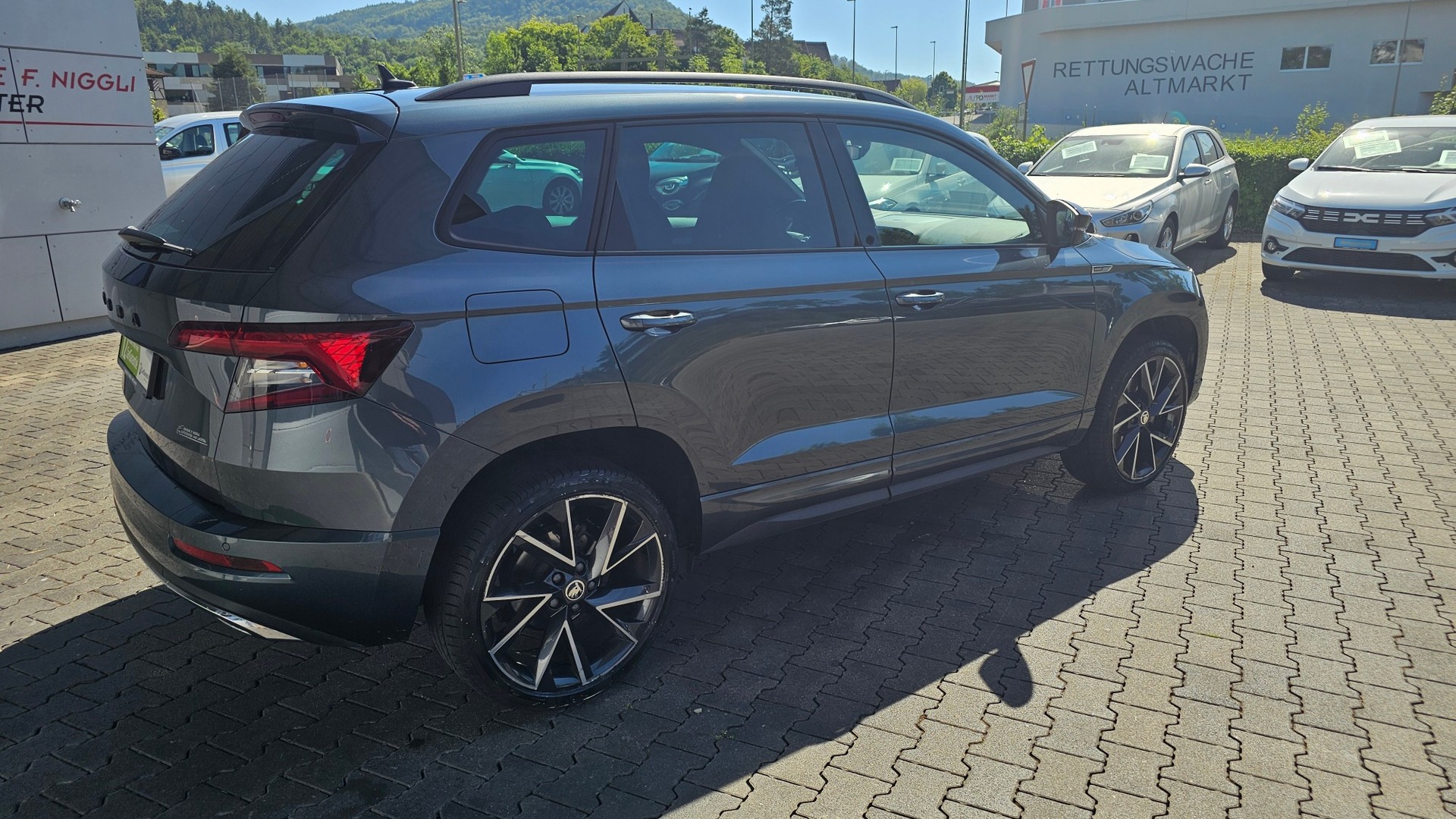SKODA Karoq 1.5 TSI ACT SportLine DSG-image-6