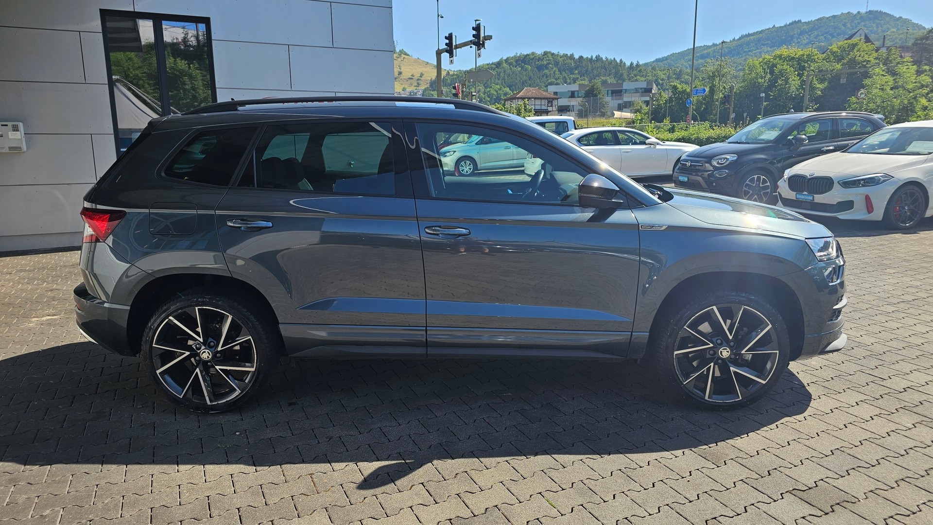 SKODA Karoq 1.5 TSI ACT SportLine DSG-image-4