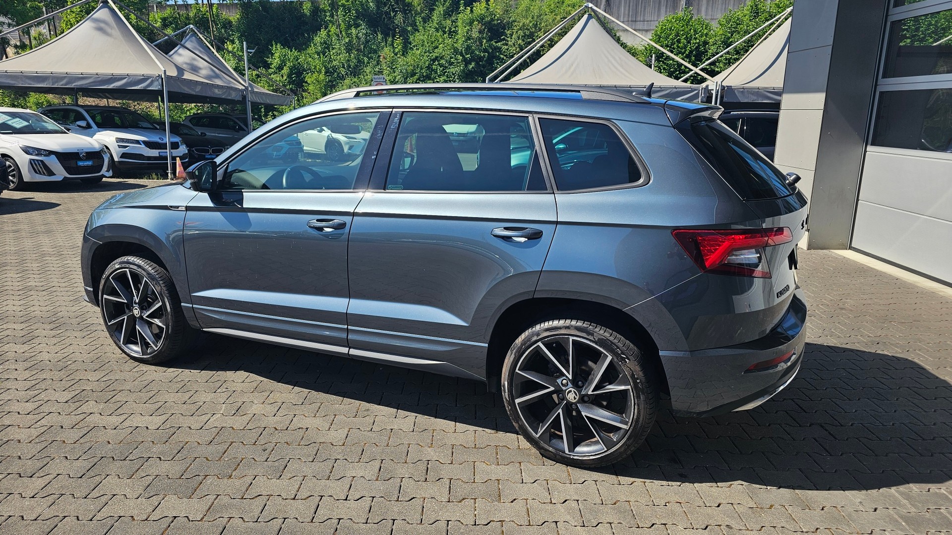 SKODA Karoq 1.5 TSI ACT SportLine DSG-image-12