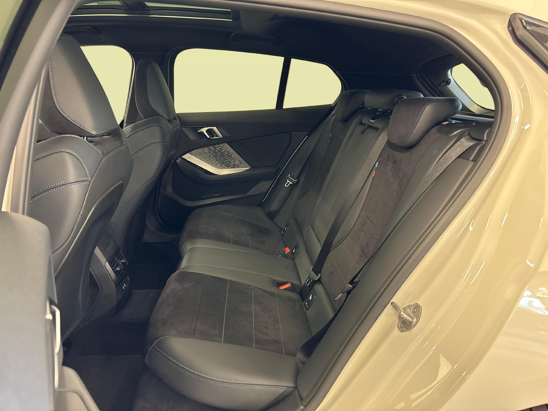 BMW 123 xDrive 48V M-Sport-image-10