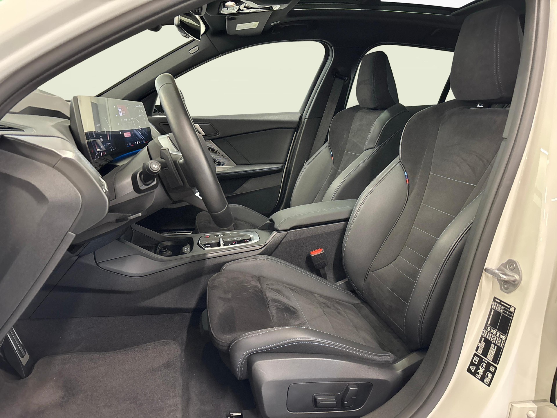 BMW 123 xDrive 48V M-Sport-image-8