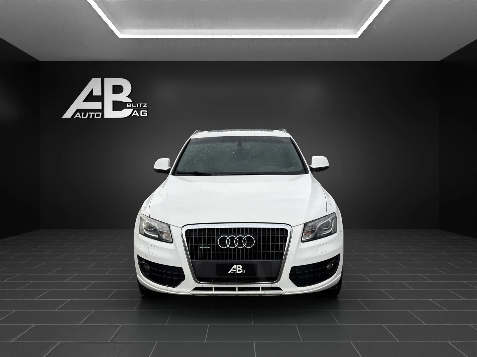 AUDI Q5 2.0 TDI S-Line quattro S-tronic mit 170 PS-image-0