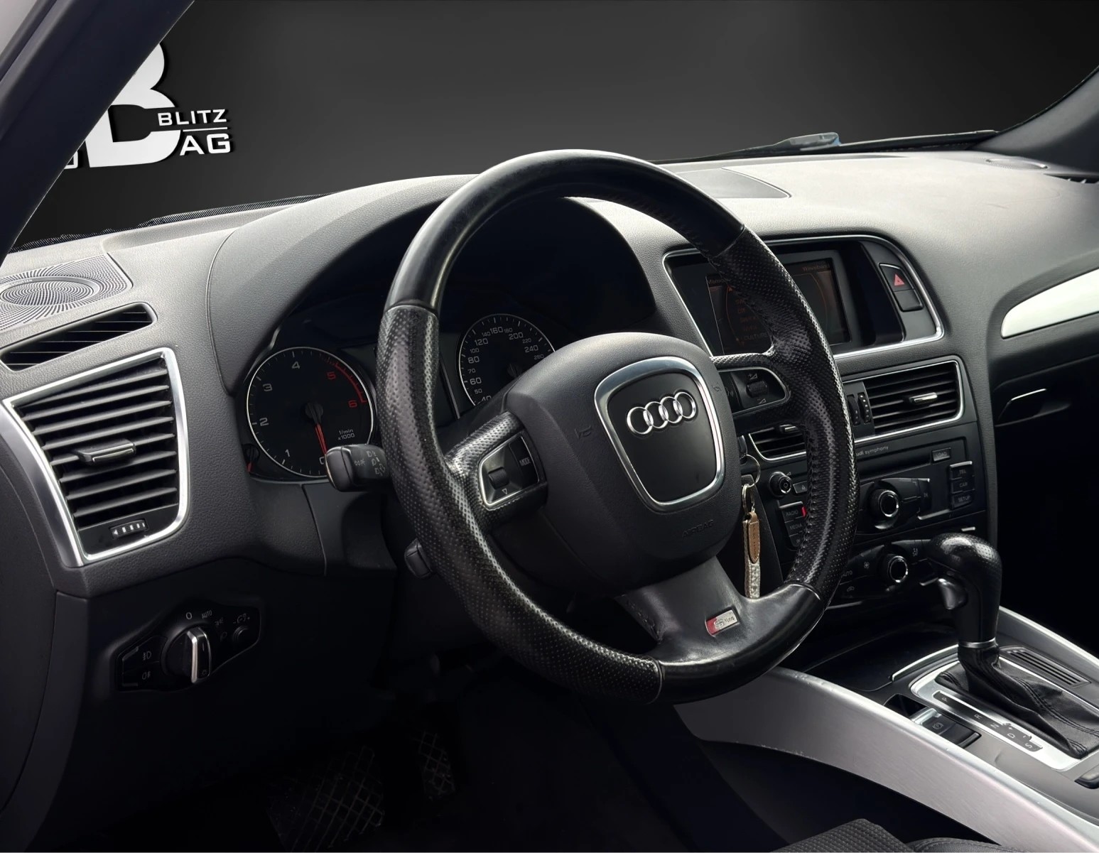 AUDI Q5 2.0 TDI S-Line quattro S-tronic mit 170 PS-image-7