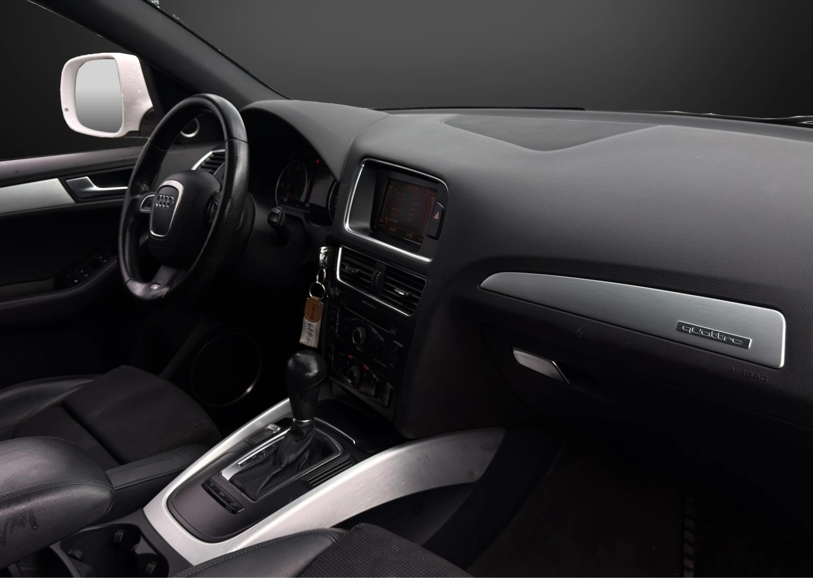 AUDI Q5 2.0 TDI S-Line quattro S-tronic mit 170 PS-image-9
