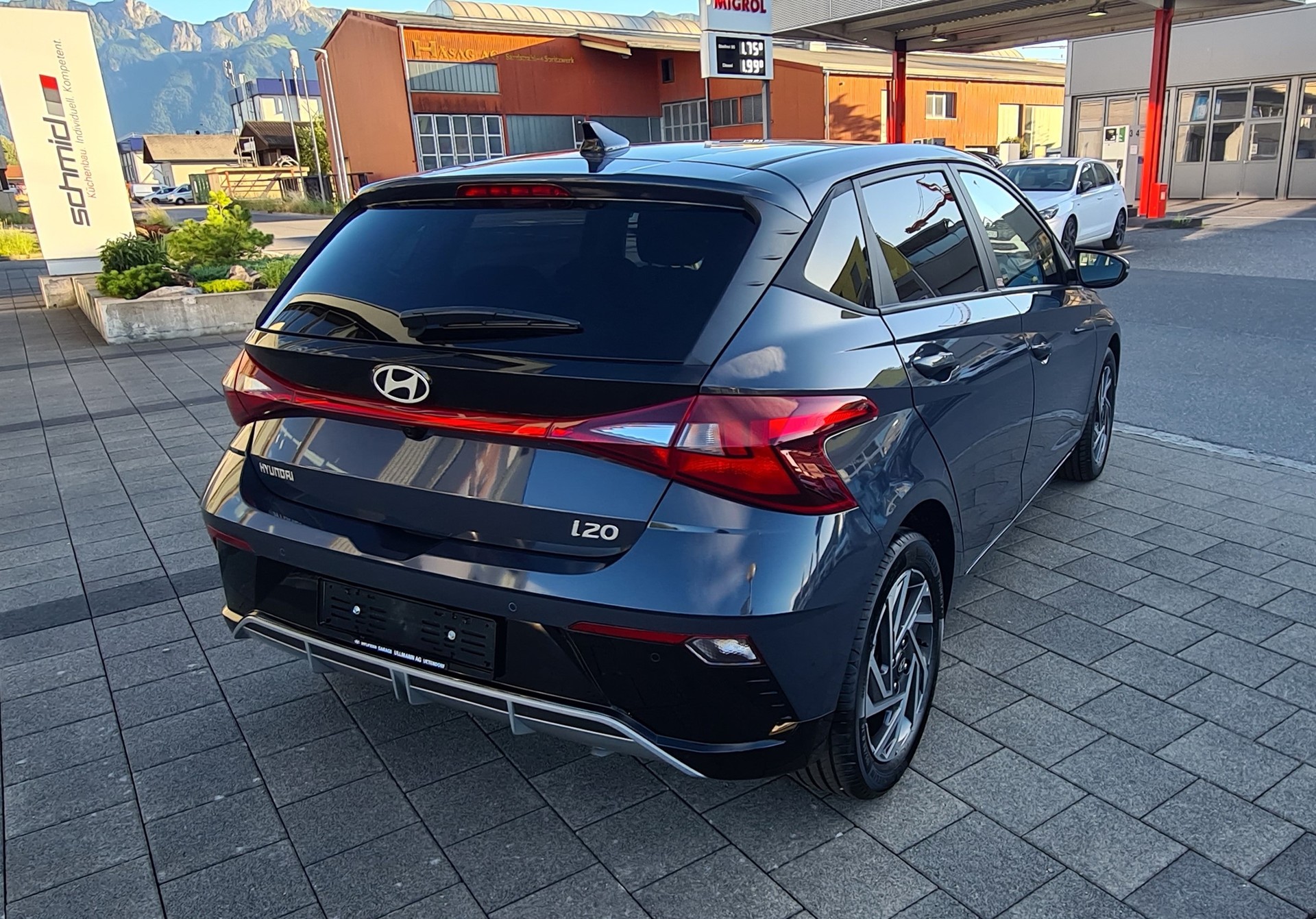 HYUNDAI i20 1.0 T-GDi Amplia DCT-image-4