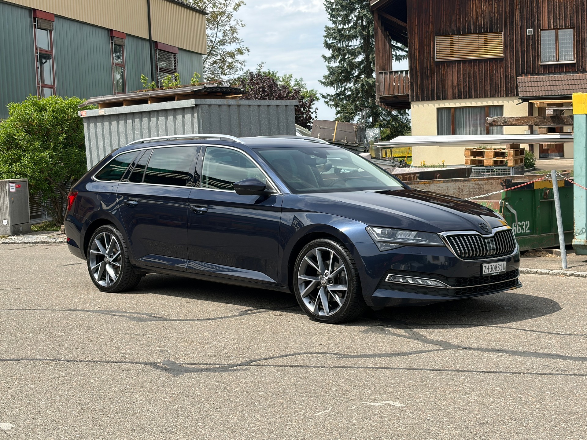 SKODA Superb Combi 2.0 TDi DSG-image-0