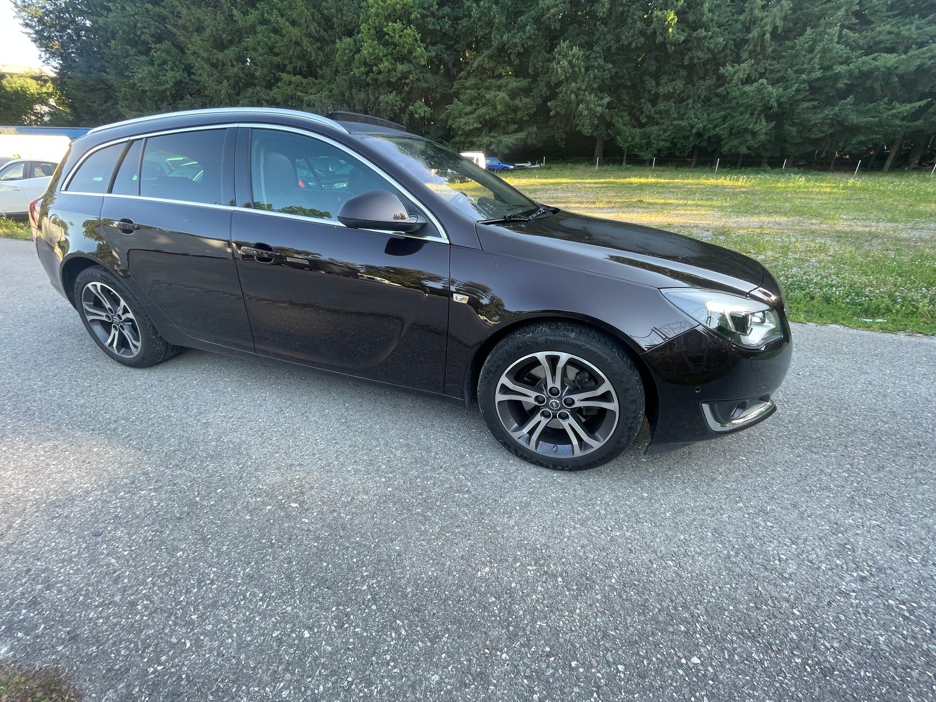 OPEL Insignia Sports Tourer 1.6 Turbo Sport Automatic-image-2