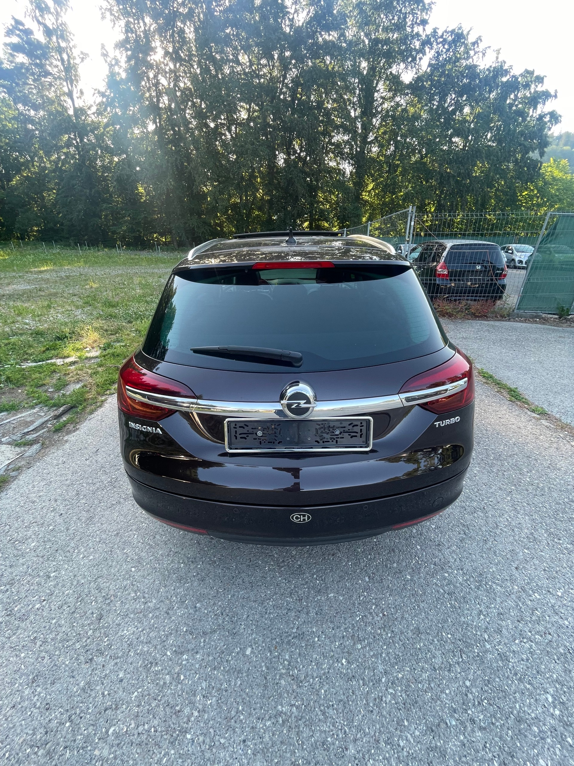 OPEL Insignia Sports Tourer 1.6 Turbo Sport Automatic-image-3