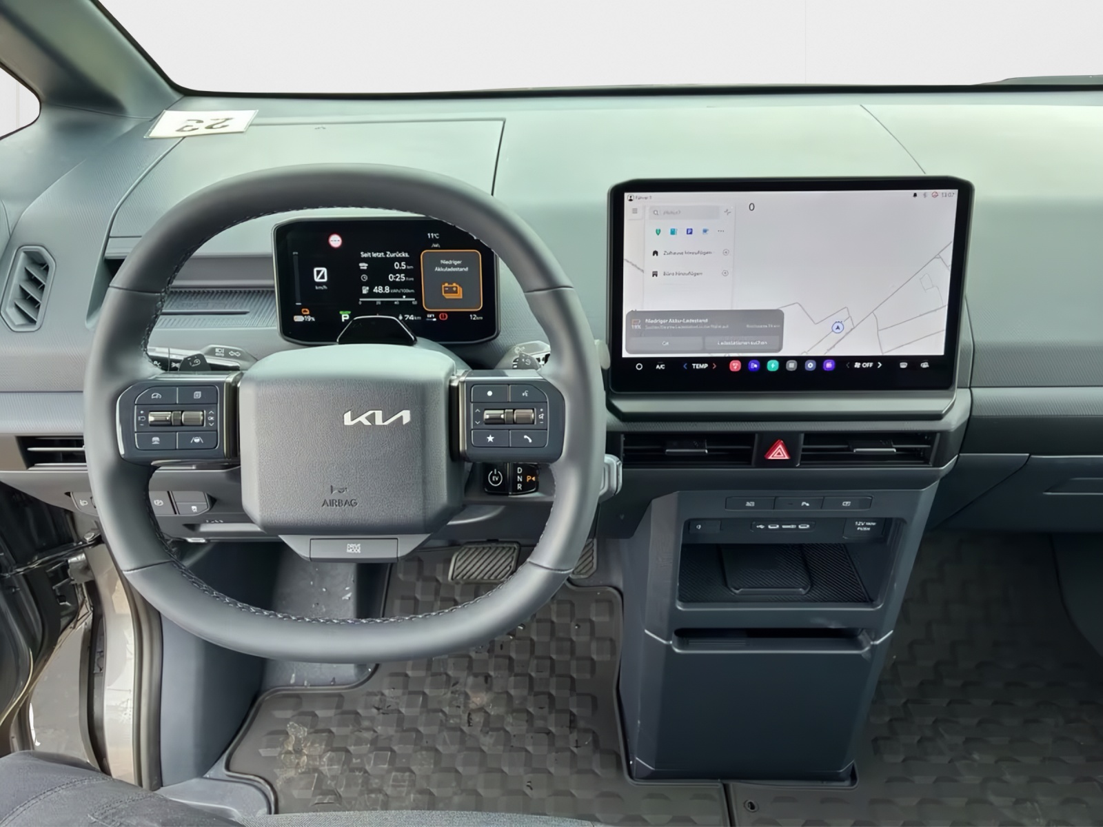 KIA PV5 Cargo 71.2 kWh Plus-image-10
