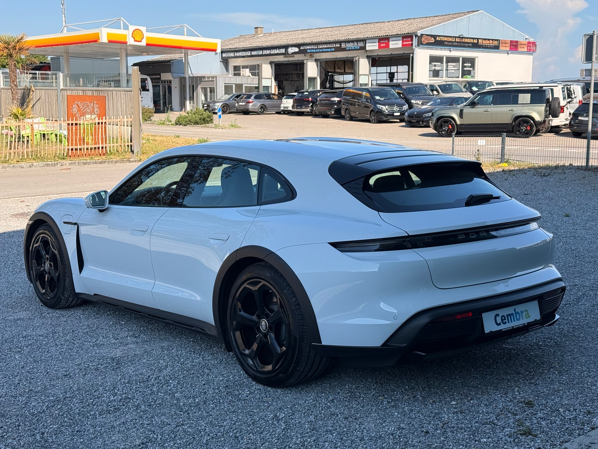 PORSCHE Taycan Cross Turismo 4-image-6