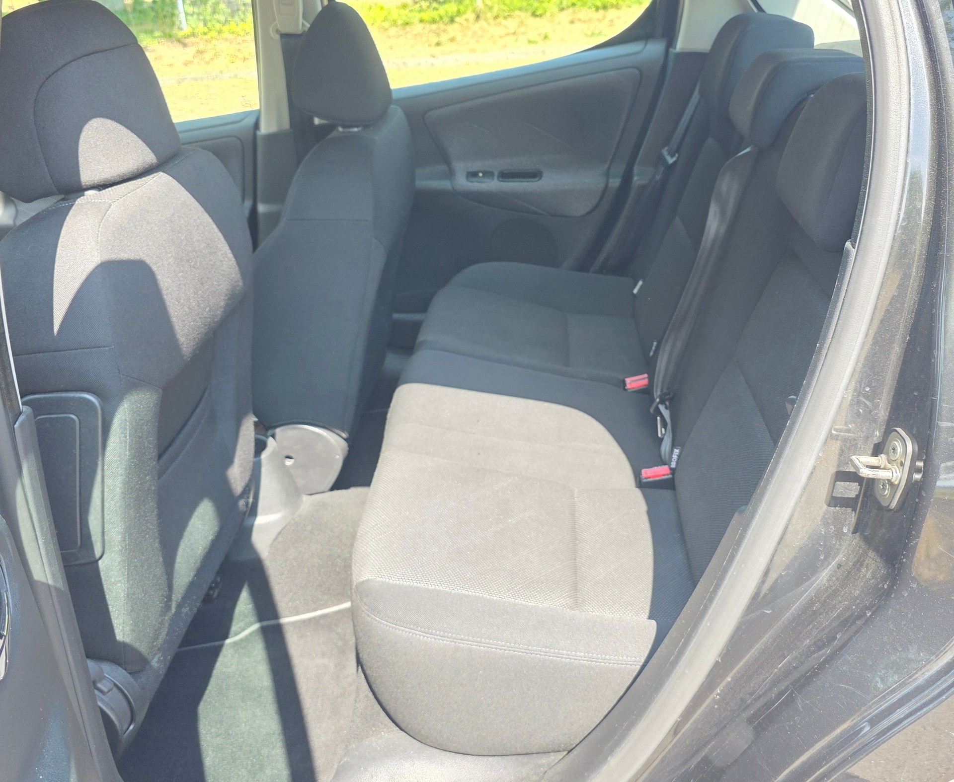 PEUGEOT 207 1.6 16V XT-image-6