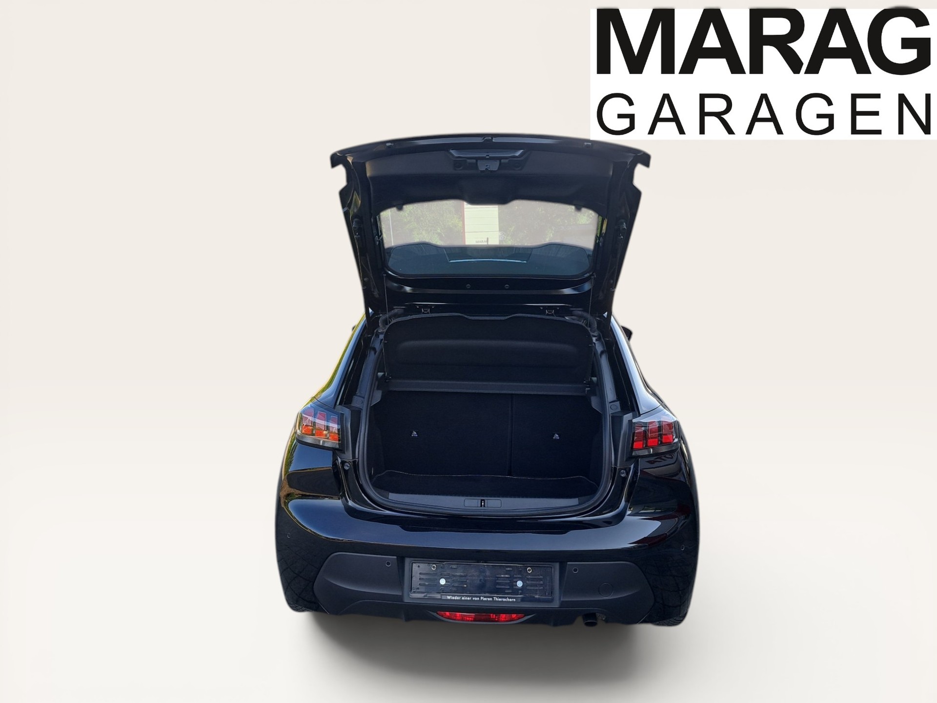 PEUGEOT 208 1.2 PureTech Active Pack EAT8-image-7