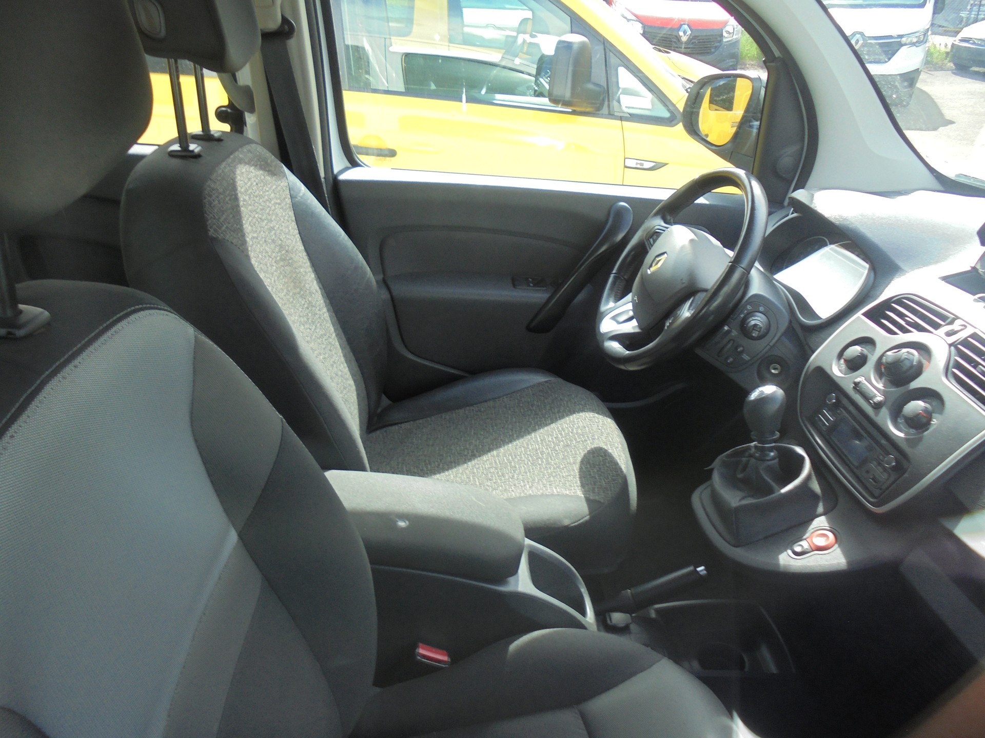 RENAULT Kangoo 1.2 16V Turbo Limited-image-6