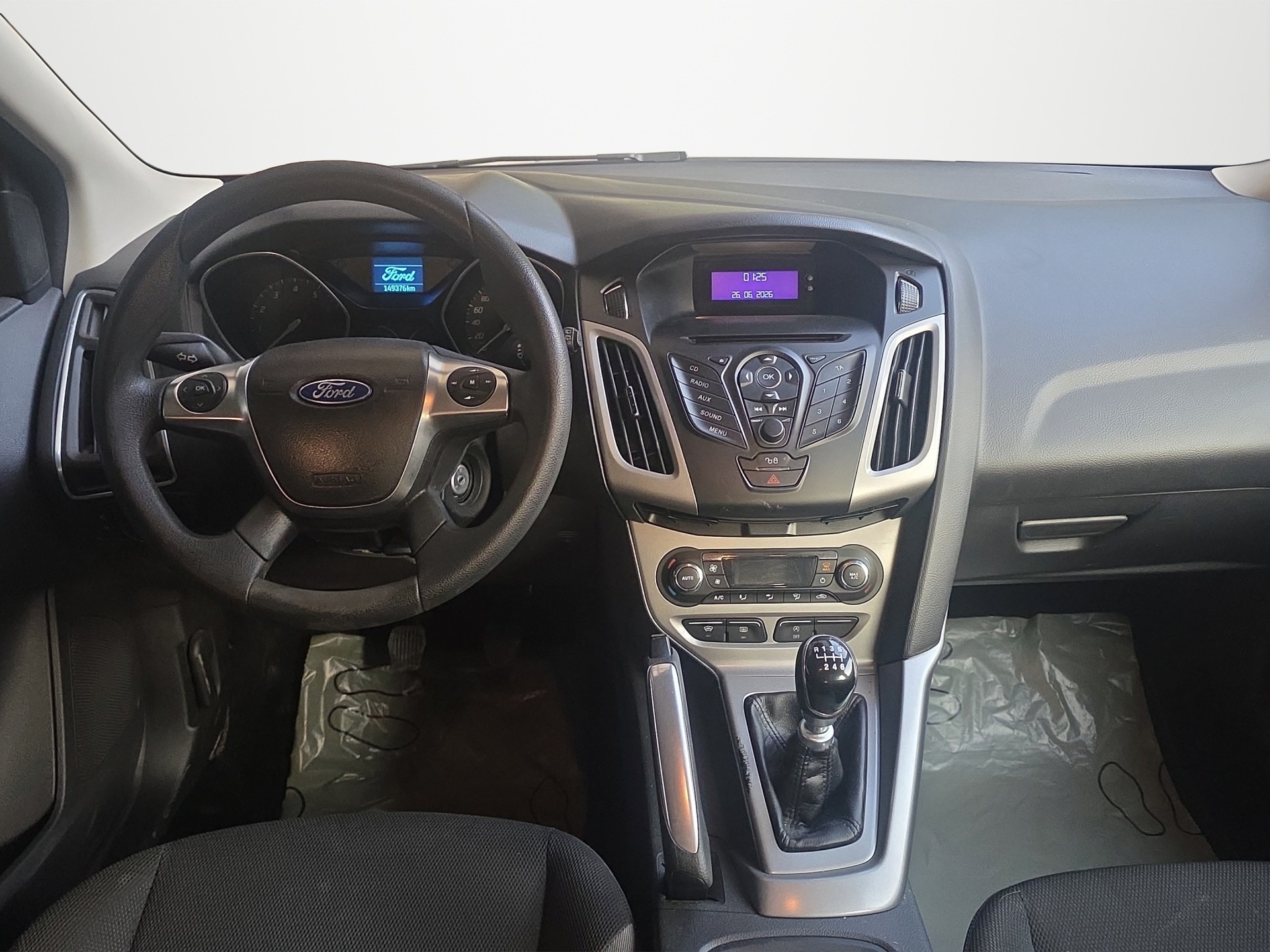 FORD Focus 1.0 SCTi Titanium-image-8