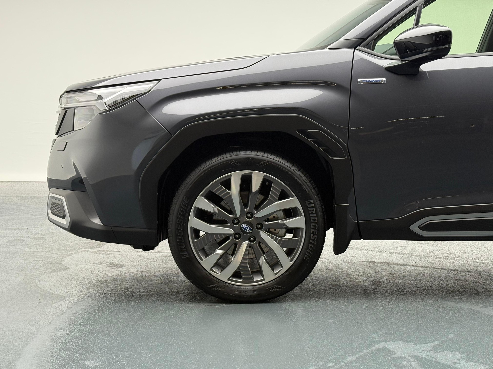 SUBARU Forester Station 2.0i e-Boxer Luxury-image-2