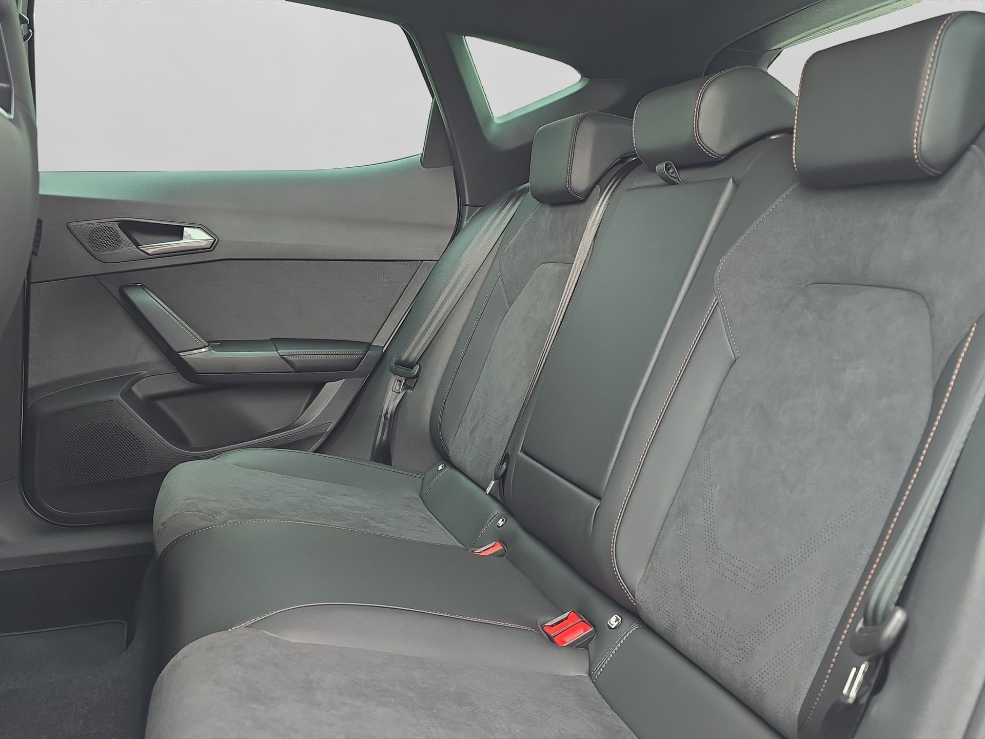 CUPRA Formentor 1.5 TSI Prime Edition DSG-image-15