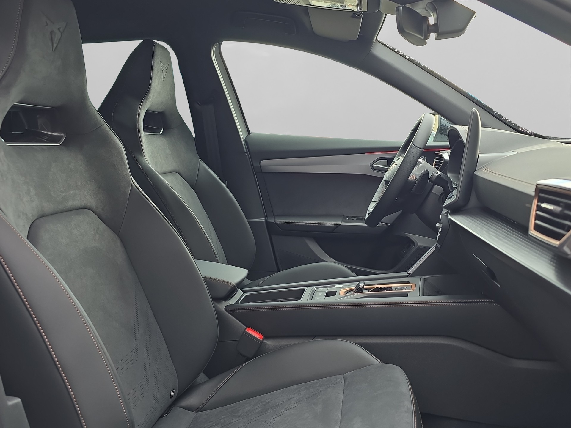 CUPRA Formentor 1.5 TSI Prime Edition DSG-image-9