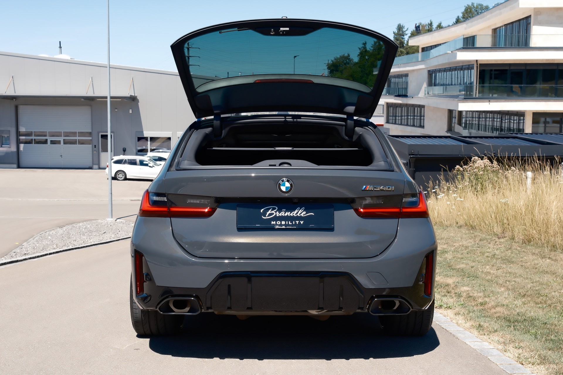 BMW M340i xDrive Touring LCI M Sport Pro-image-4