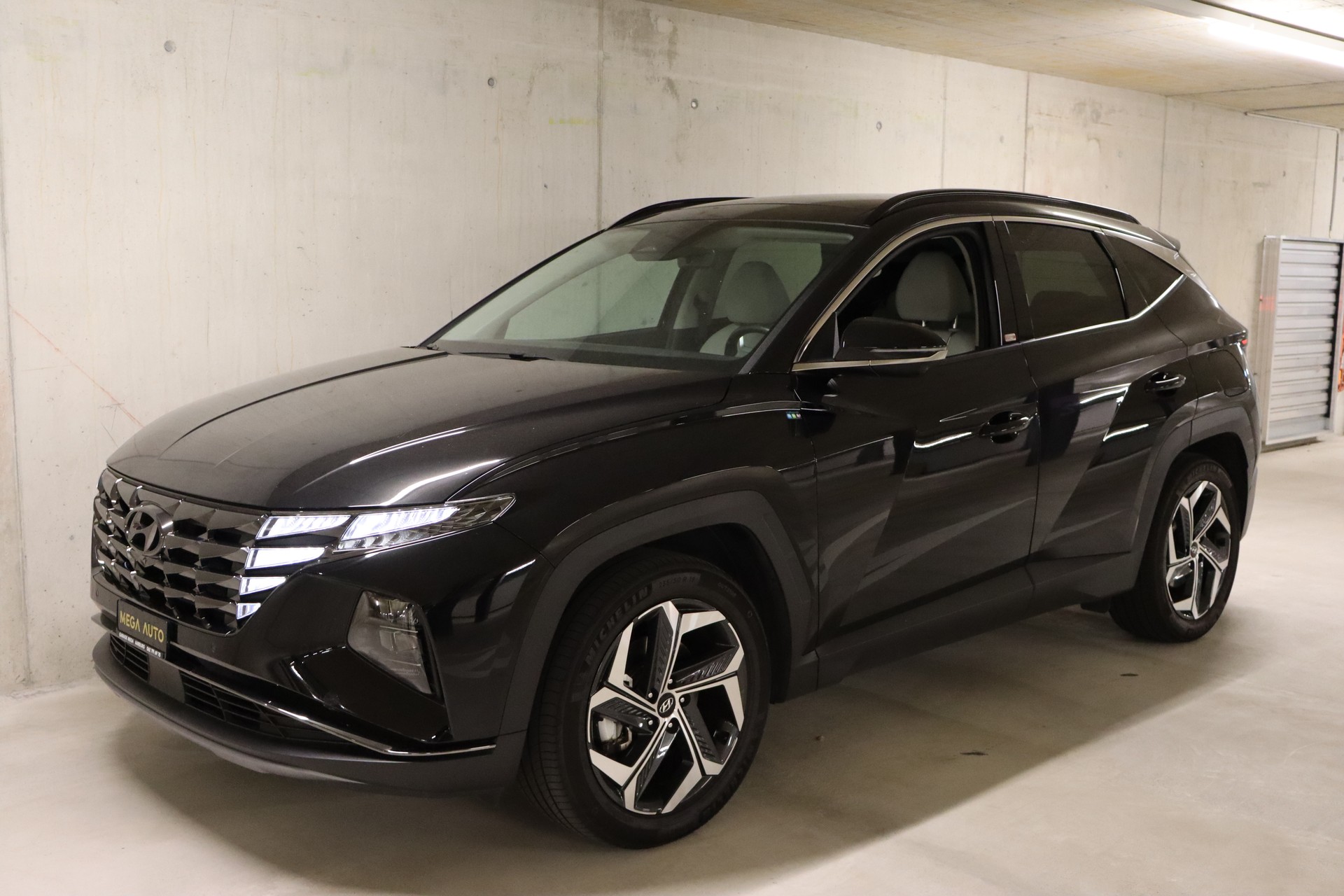 HYUNDAI Tucson 1.6 TGDI PHEV VERTEX 4WD ** FAHRASSISTENZ-PAKET ** 360-GRAD PARKPAKET ** PANO-DACH **-image-0