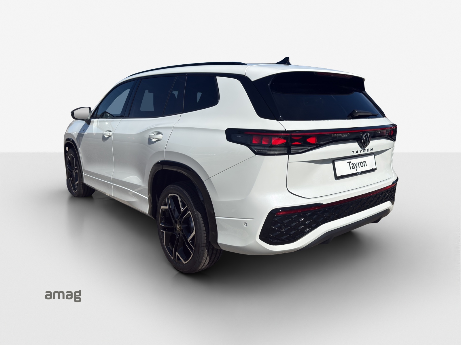 VW Tayron 2.0 TSI R-Line DSG 4Motion-image-2