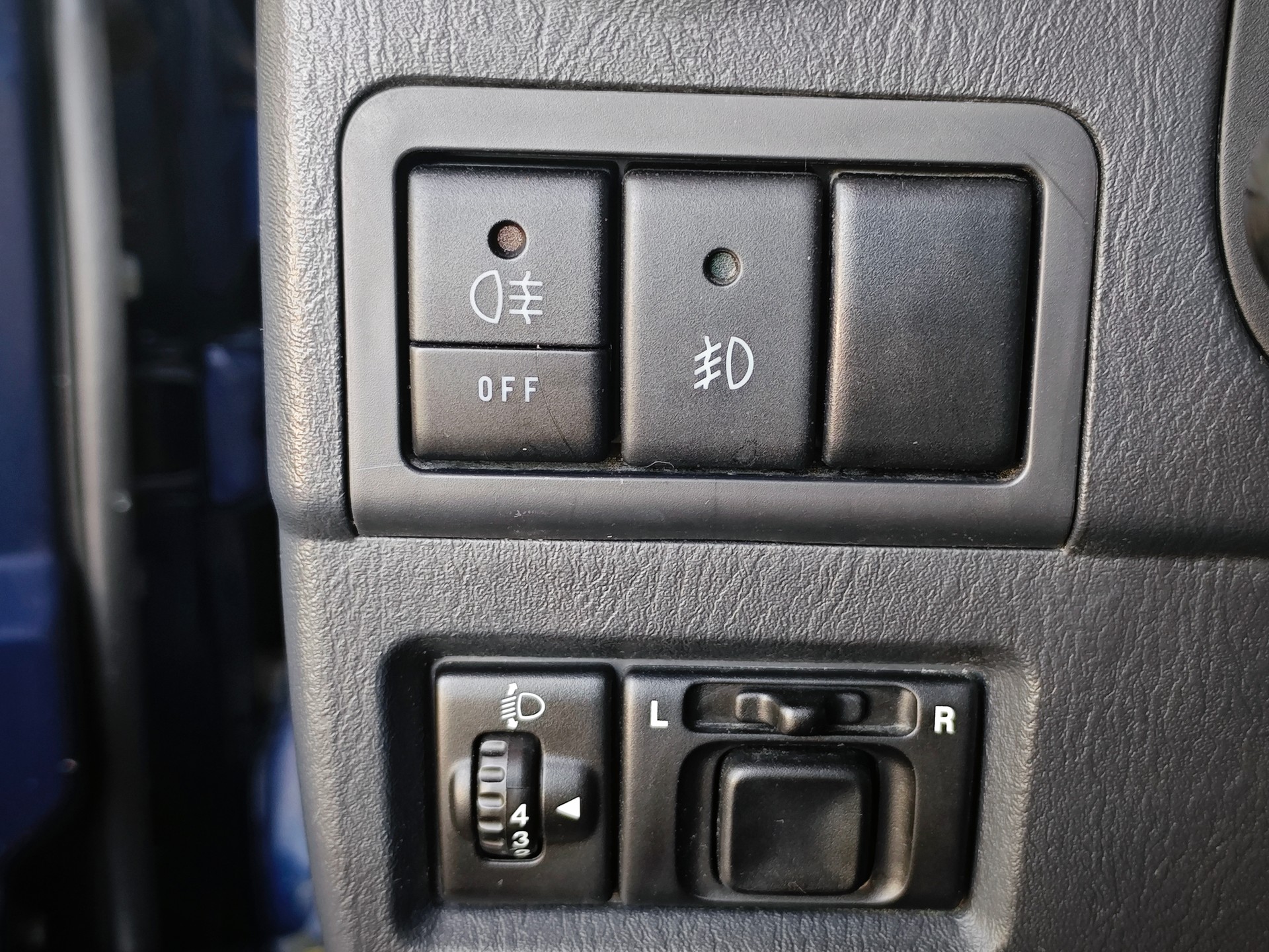 SUZUKI Jimny 1.3 16V GL Top 25th Anniversary Edition-image-2