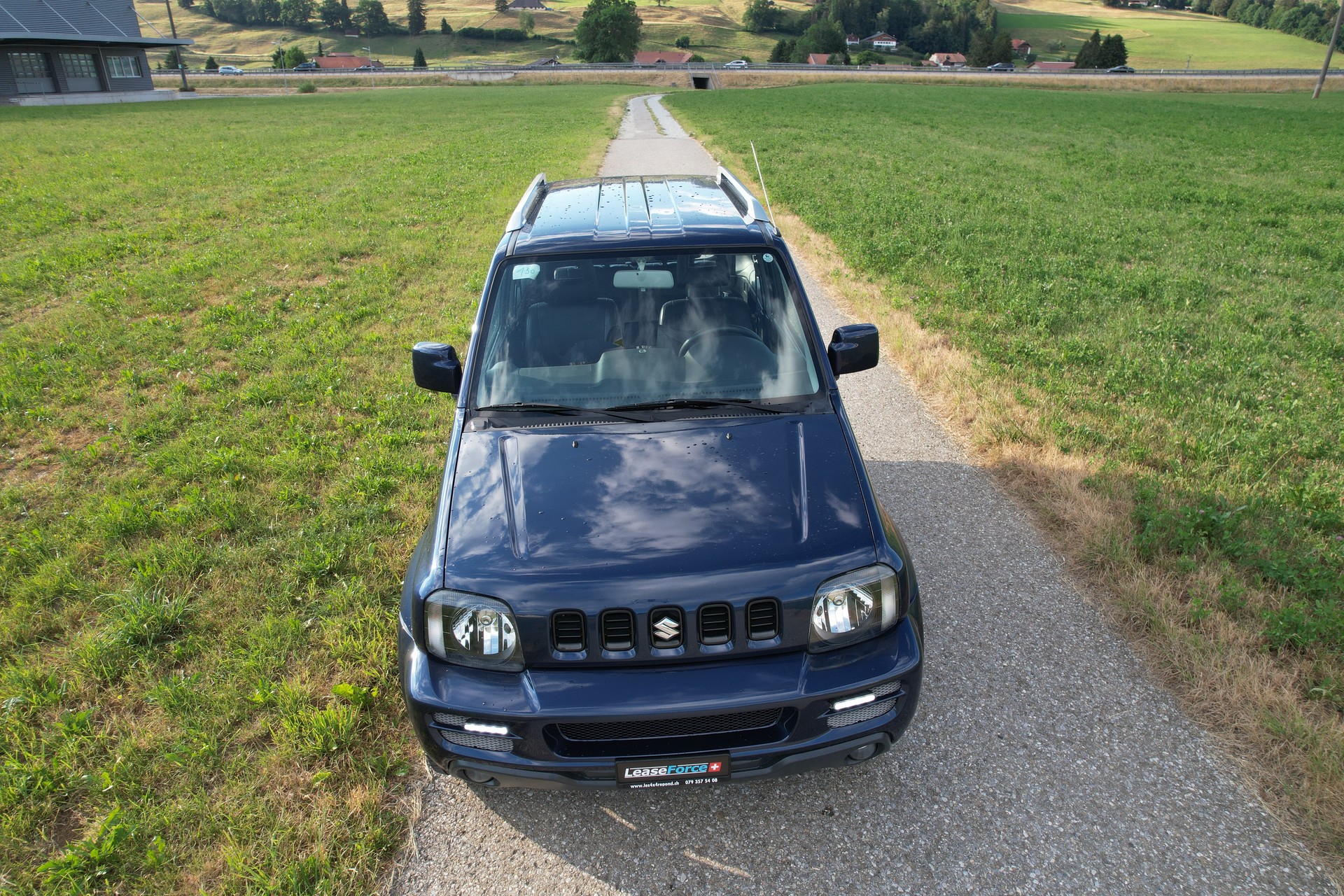 SUZUKI Jimny 1.3 16V GL Top 25th Anniversary Edition-image-8