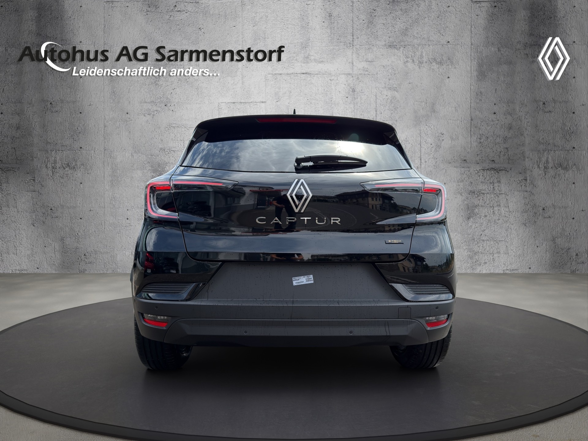 RENAULT Captur 1.8 E-Tech 160 Techno DHT-image-4