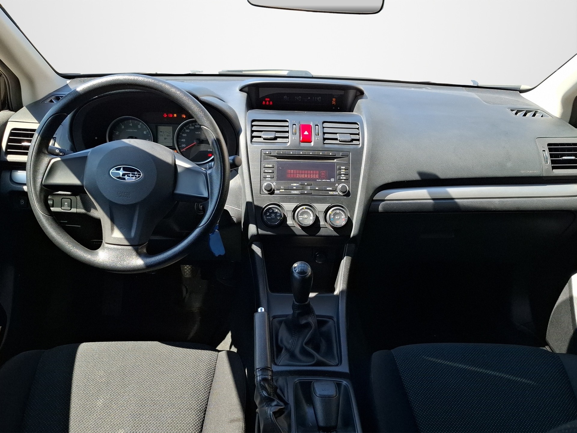 SUBARU Impreza 1.6 Swiss one-image-7