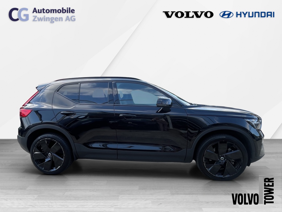 VOLVO EX40 82kWh Twin Motor Performance AWD Xcentric Black Edition-image-4