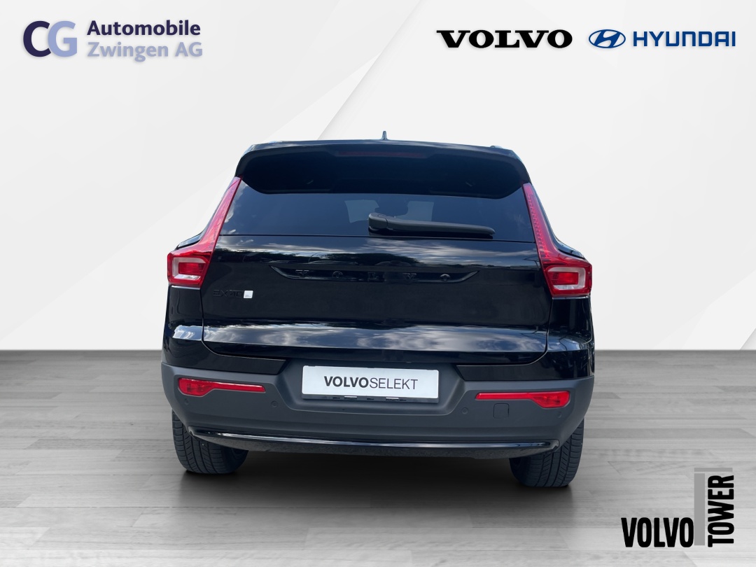 VOLVO EX40 82kWh Twin Motor Performance AWD Xcentric Black Edition-image-7