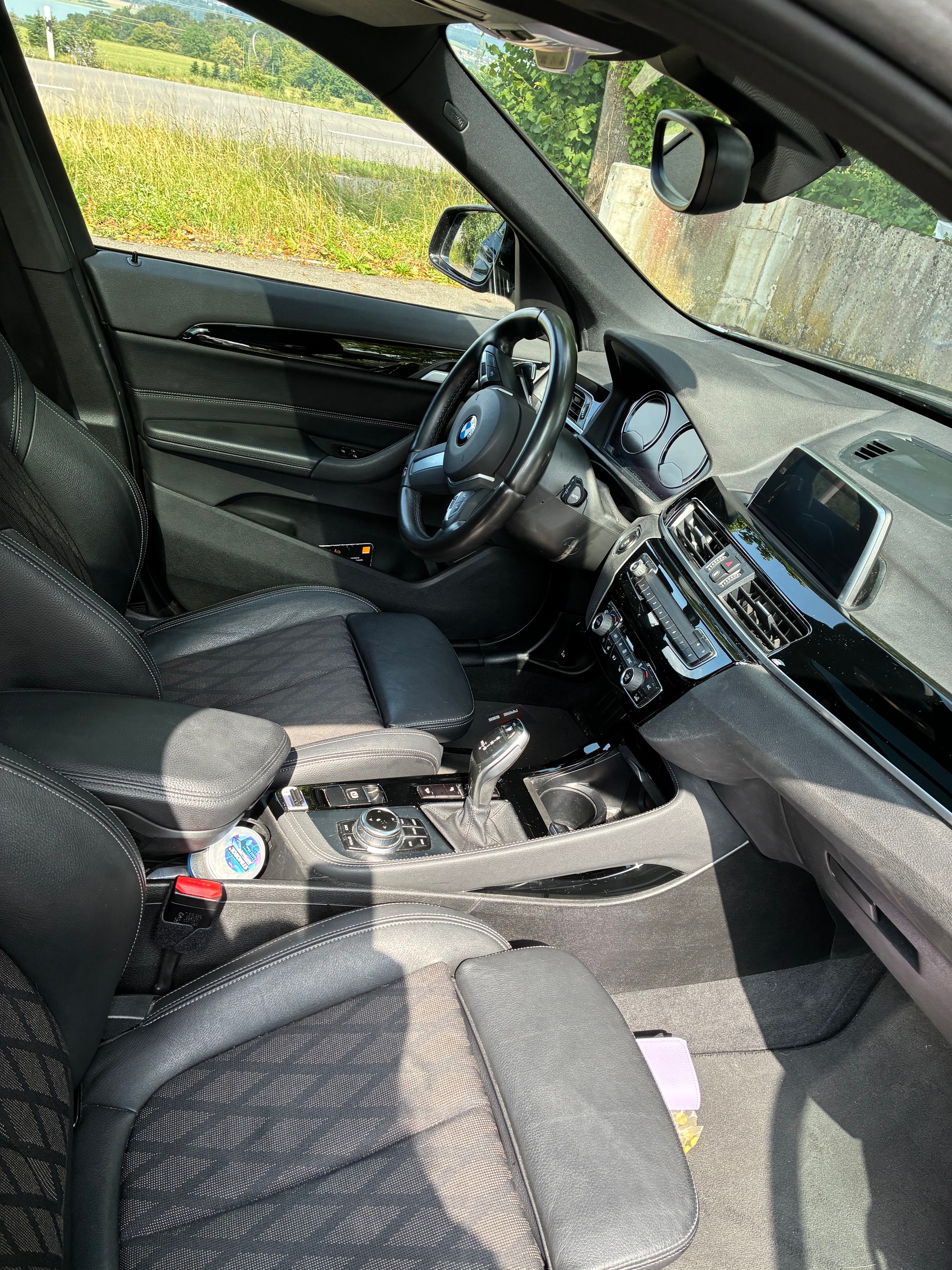 BMW X1 20i xDrive Steptronic mit xLine Ausstattung-image-7