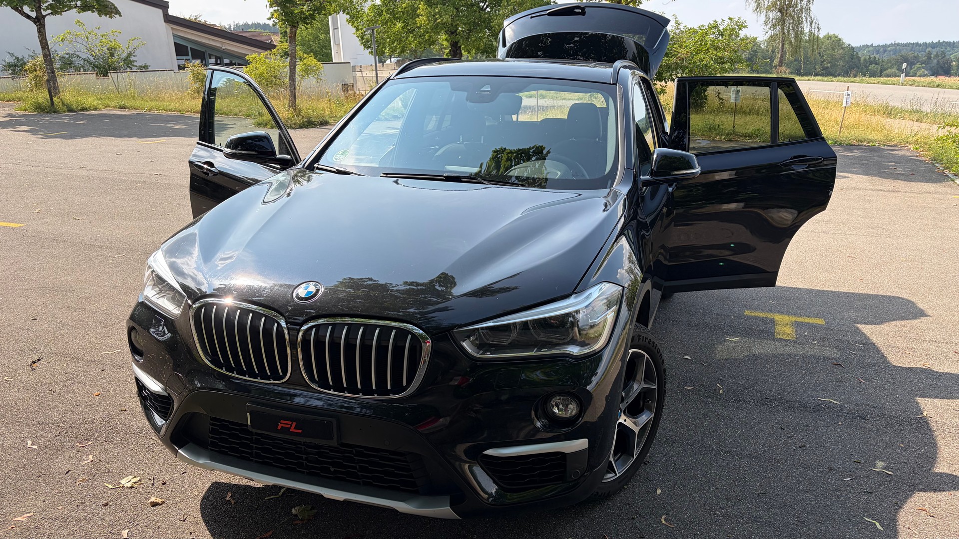 BMW X1 20i xDrive Steptronic mit xLine Ausstattung-image-4