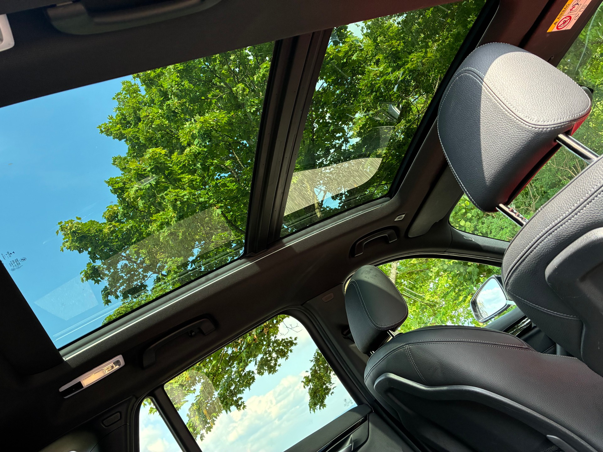 BMW X1 20i xDrive Steptronic mit xLine Ausstattung-image-5