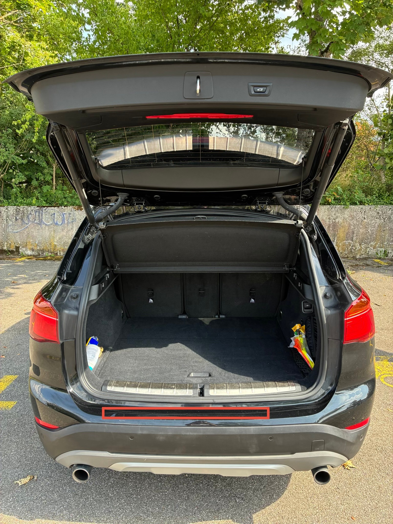 BMW X1 20i xDrive Steptronic mit xLine Ausstattung-image-2
