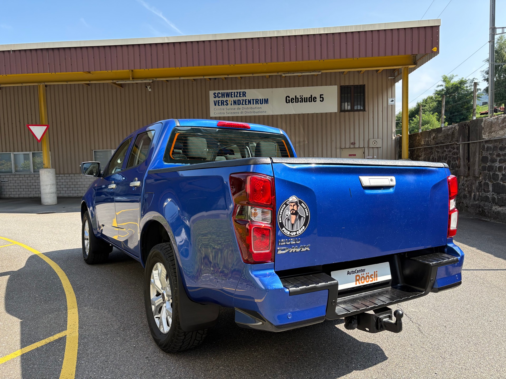 ISUZU D-MAX 1.9 CrewCab N60BB 4x4 AT-image-4