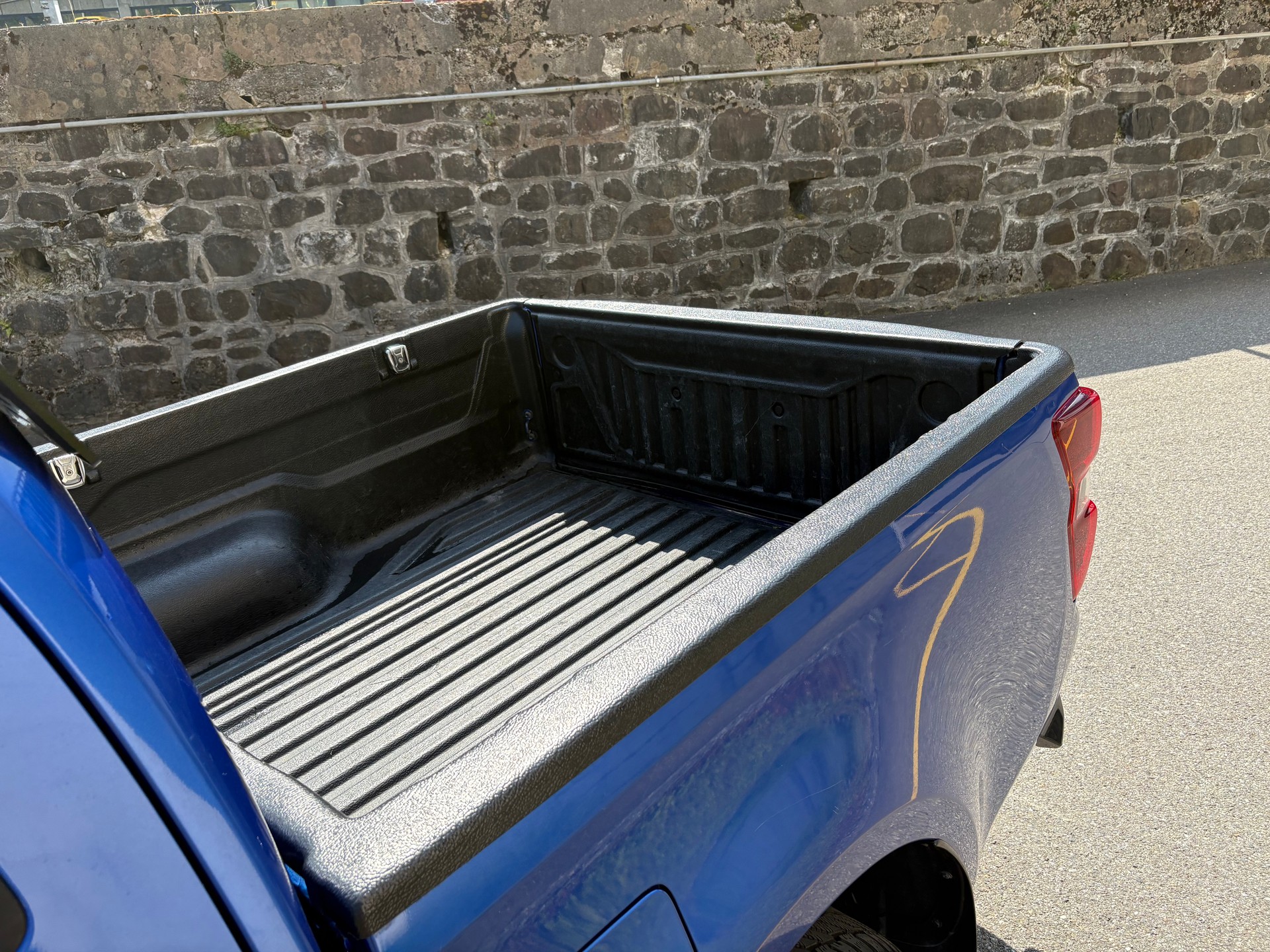ISUZU D-MAX 1.9 CrewCab N60BB 4x4 AT-image-11