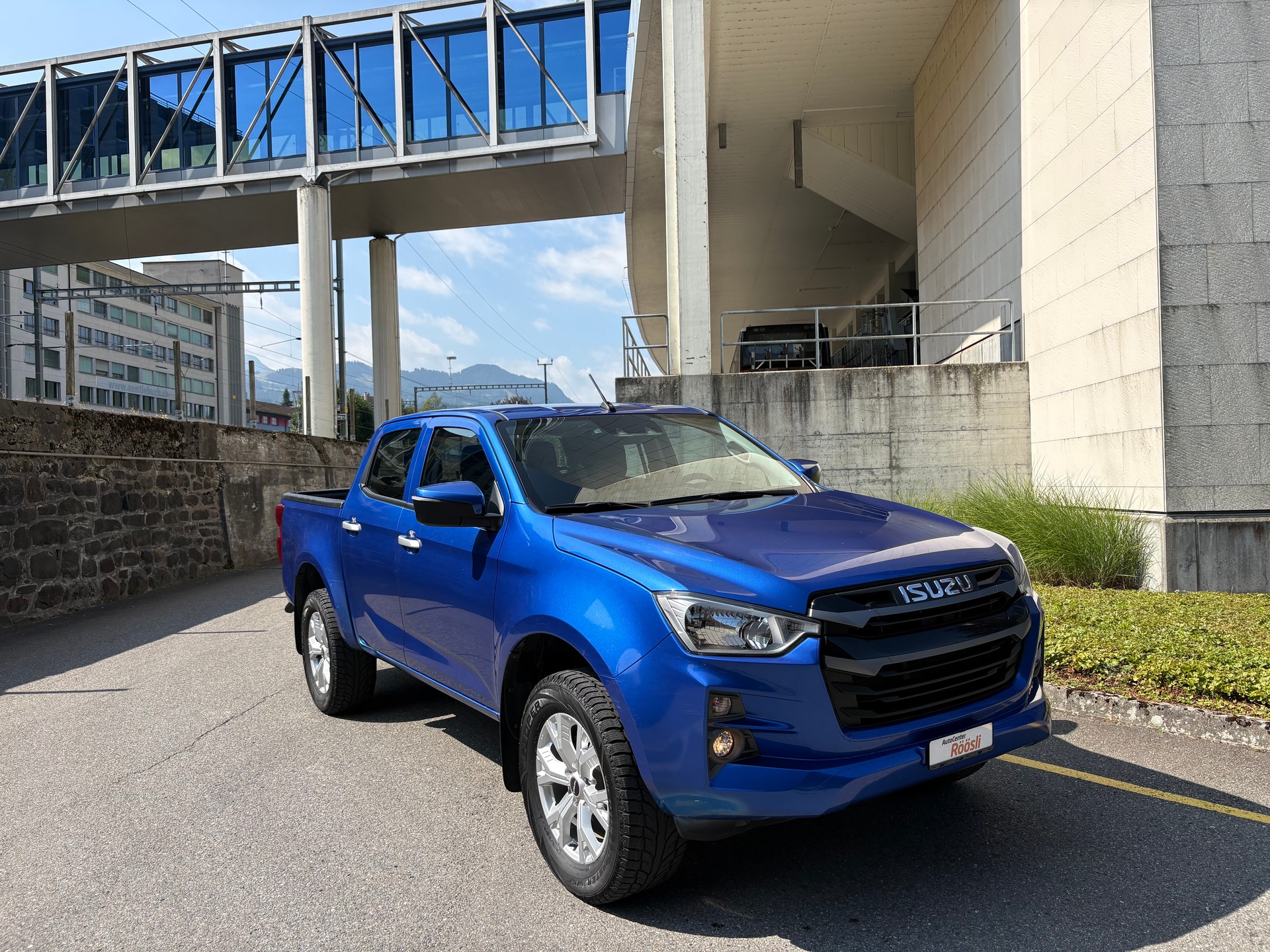 ISUZU D-MAX 1.9 CrewCab N60BB 4x4 AT-image-7