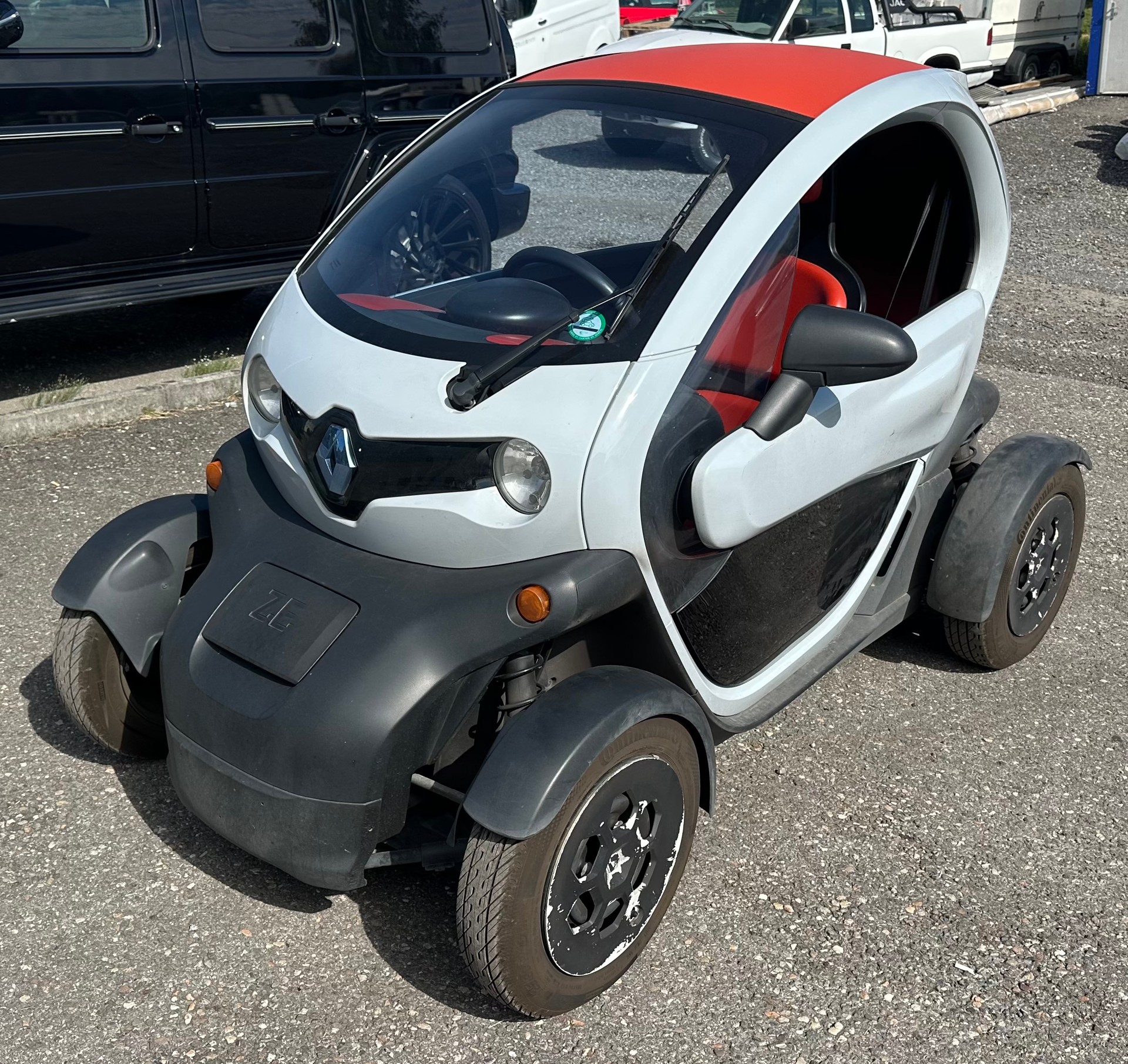 RENAULT Twizy Z.E. Urban (inkl. Batterie)-image-1