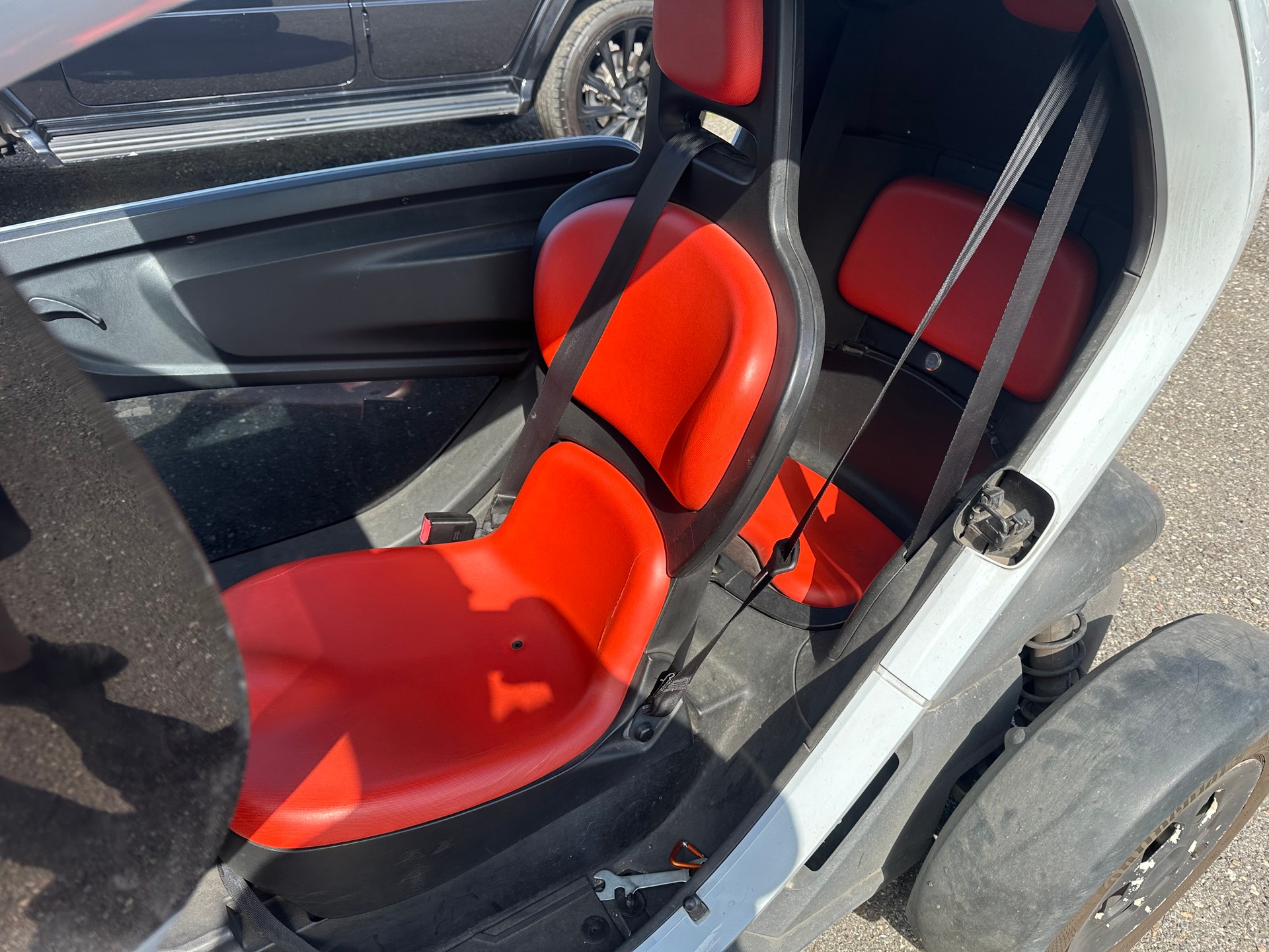 RENAULT Twizy Z.E. Urban (inkl. Batterie)-image-3