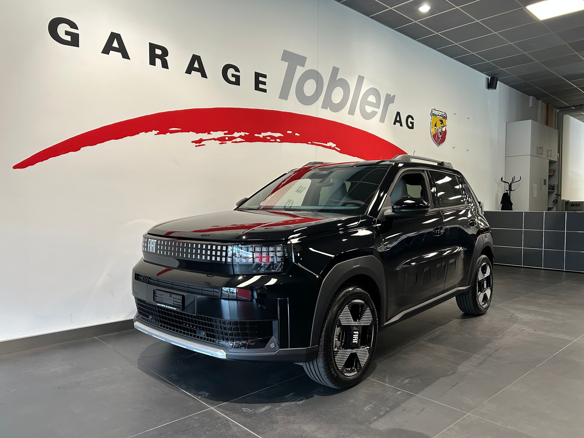 FIAT Grande Panda Elektro La Prima-showroom-element-1