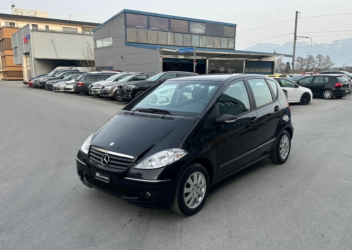 MERCEDES-BENZ A 150 Elégance