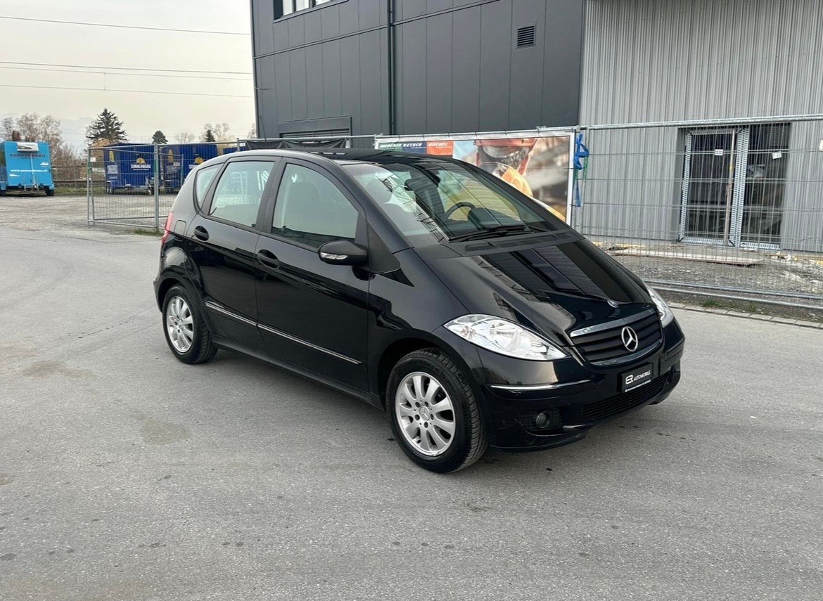 MERCEDES-BENZ A 150 Elégance-image-1