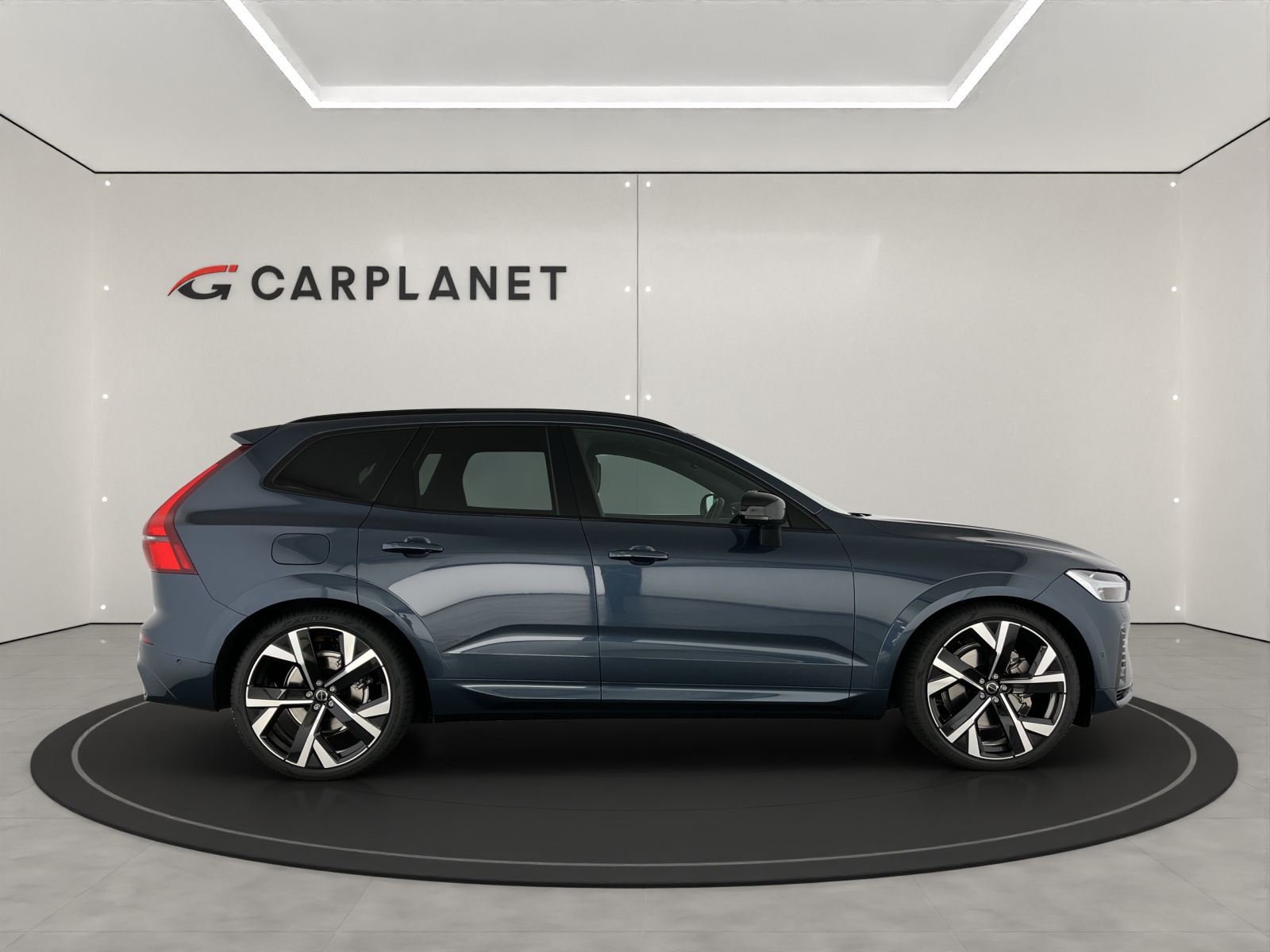 VOLVO XC60 2.0 T8 TE Black Edition eAWD-image-2