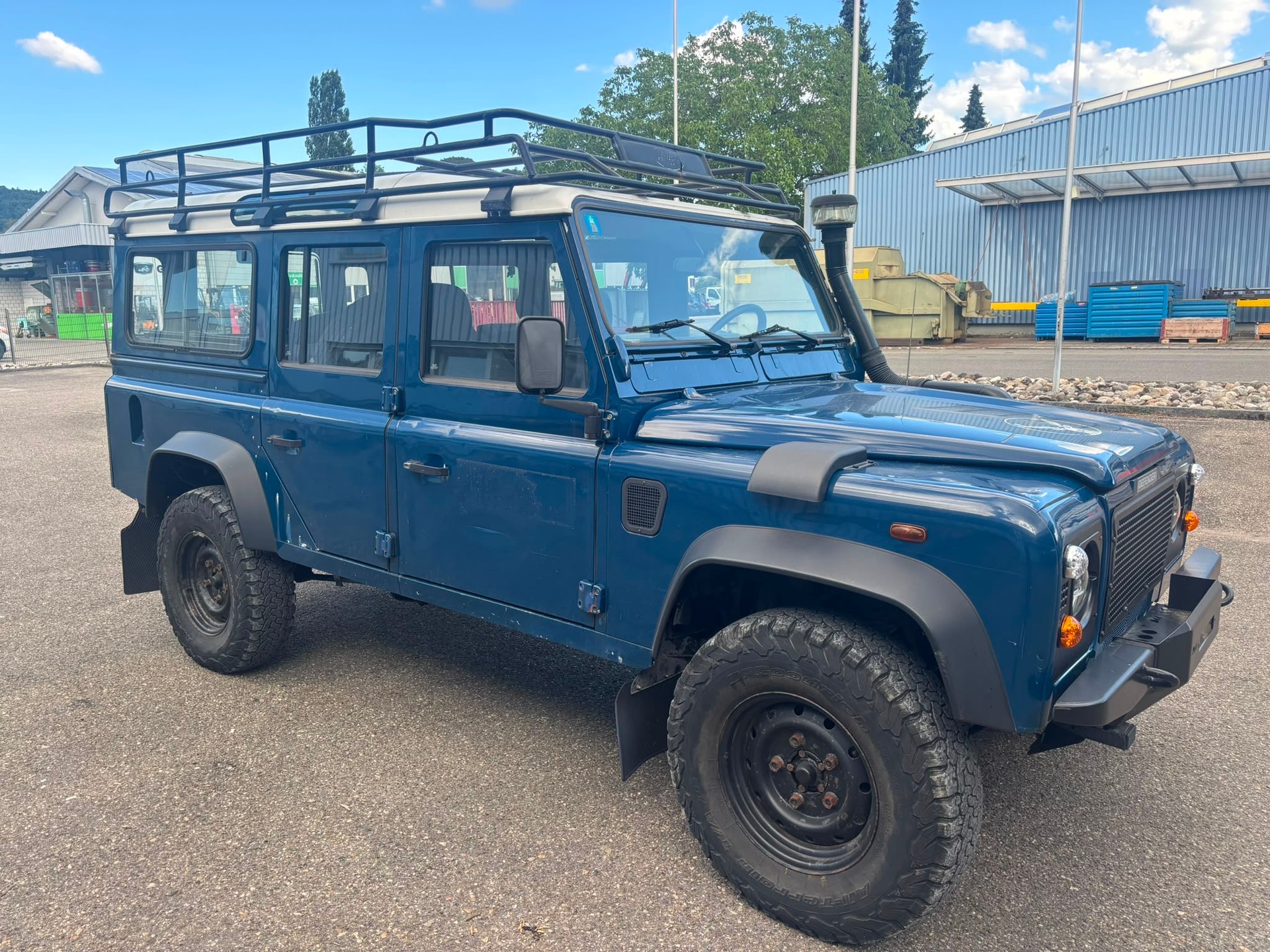 LAND ROVER Defender 110 SW 2.5 Td5-image-2