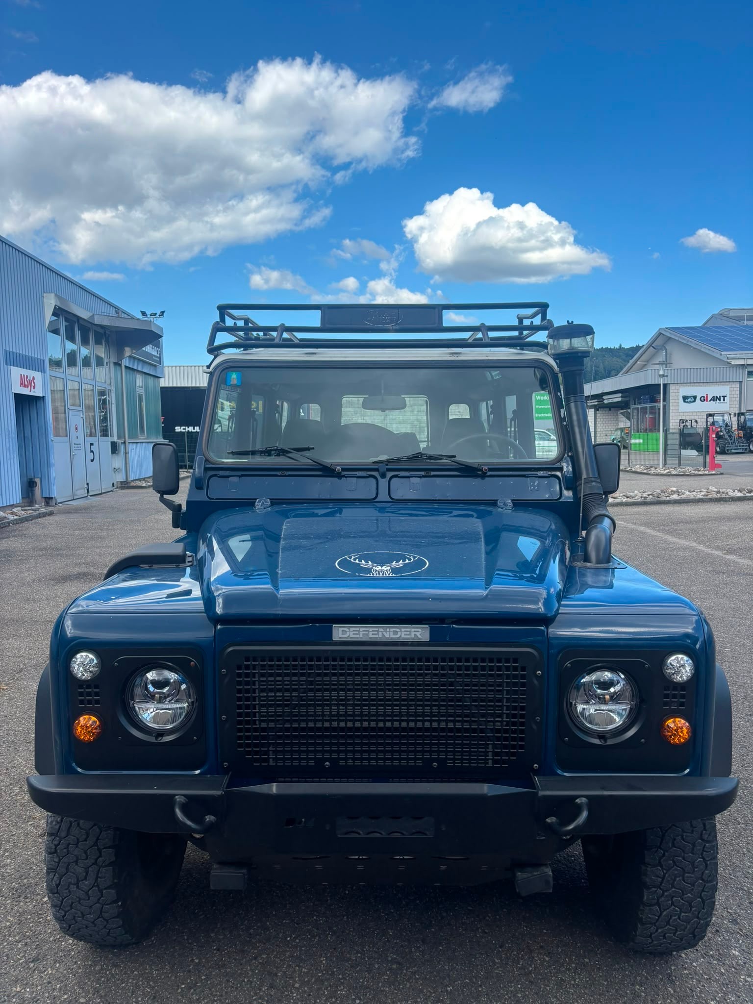 LAND ROVER Defender 110 SW 2.5 Td5-image-0