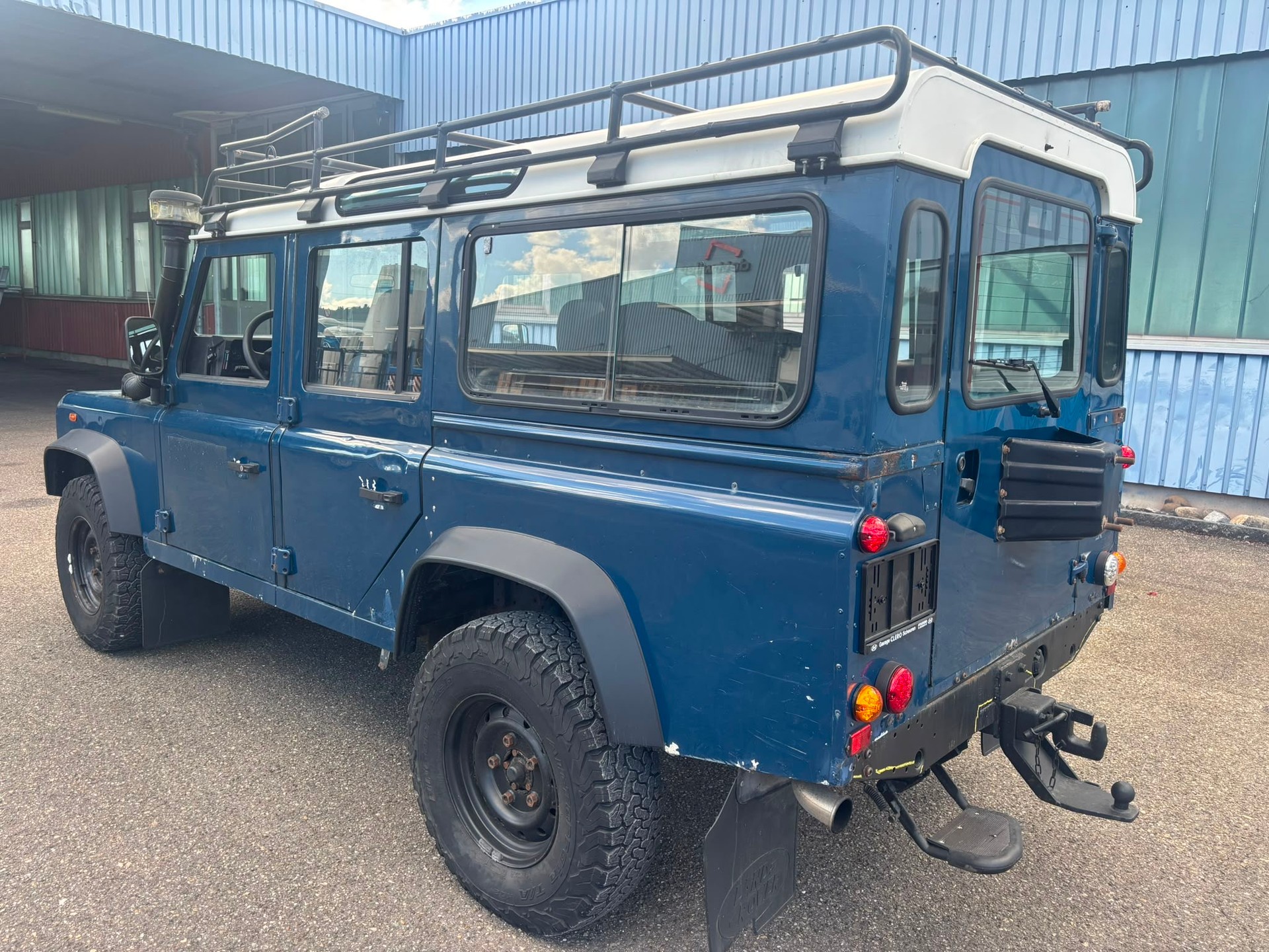 LAND ROVER Defender 110 SW 2.5 Td5-image-5