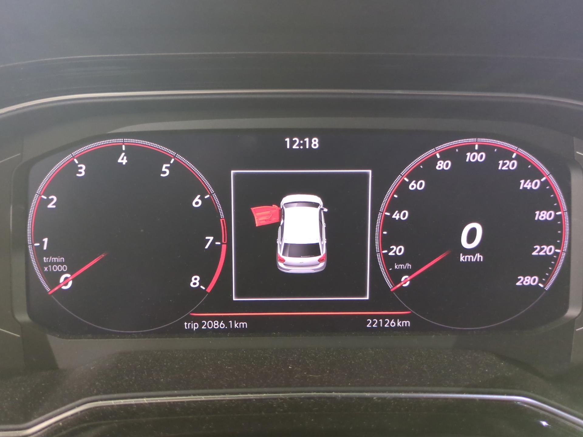 VW Polo 2.0 TSI GTI DSG-image-10