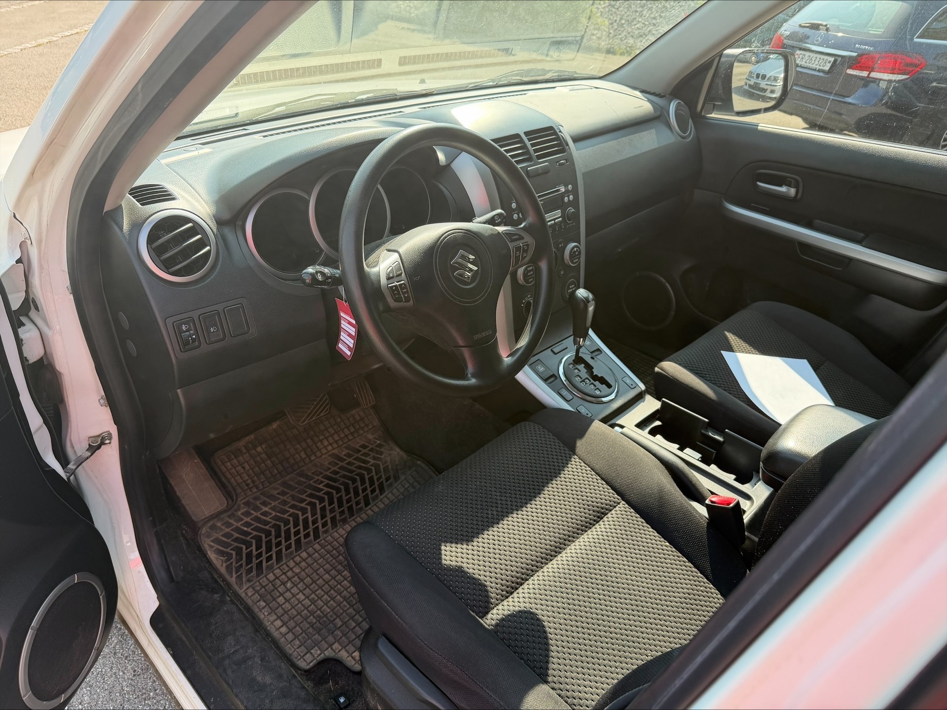 SUZUKI Grand Vitara 2.4 16V GL Top Automatic-image-4
